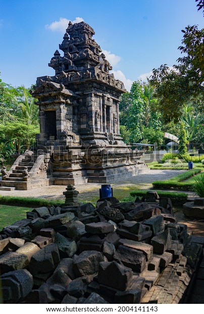 peacock-temple-hindu-haritage-during-viiix-stock-photo-2004141143-shutterstock