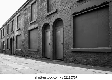 Peaky Blinders Filming Location - Powis Street Liverpool - Terraced Houses