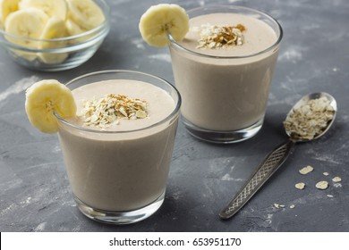 Peanut Butter Banana Oats Smoothie.