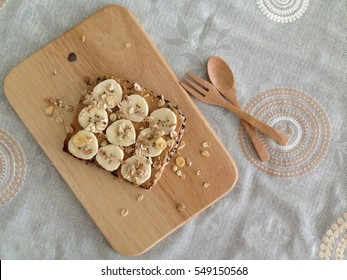 Peanut Butter And Banana Toast