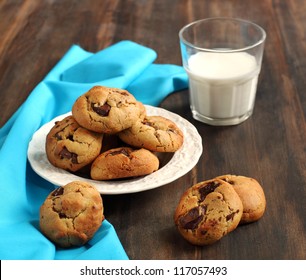 Peanut Butter And Chocolate Chip Cookies