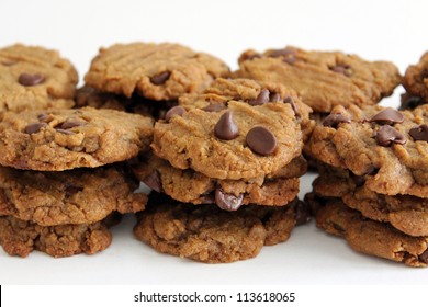 Peanut Butter Chocolate Chip Vegan Cookies