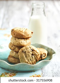 Peanut Butter Cookies With Chocolate Chips