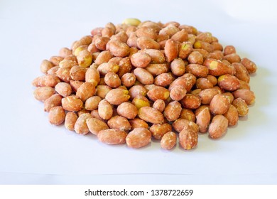 peanuts close up