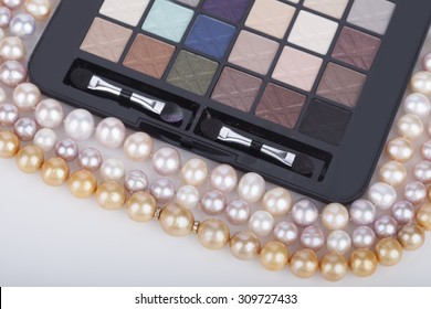 pearl necklace and makeup