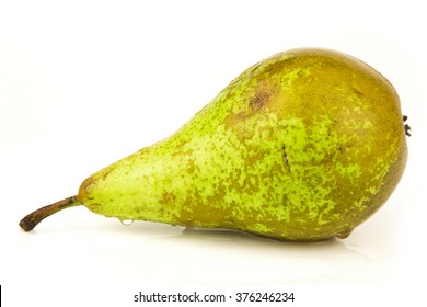 pears one on white background / One green pear isolated on white background / Single green ripe pear isolated on white background / Front view of conference pear isolated on white - Powered by Shutterstock