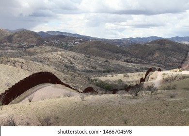 Pedestrian Style Fencing Along The US Mexico Border In Tucson Sector Arizona 4638