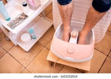 Pedicure For Men - Foot Spa Edition, Healthy Feet Concept 