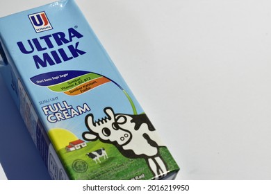 Pekanbaru, 29 July 2021 : Ultra Milk Milk With Original Pure Milk From Cows And Healthy For The Body