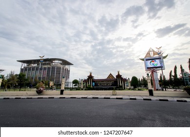 Pekanbaru, Riau / Indonesia - June 17, 2013: Tugu Tarian Rakyat or Zapin Dance Monument Pekanbaru