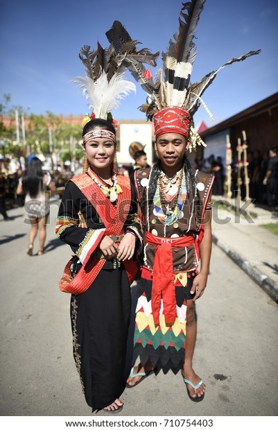 Penampangsabahmay 302017unidentified Girl Murut Traditional Costume Stock Photo Edit Now 710754403