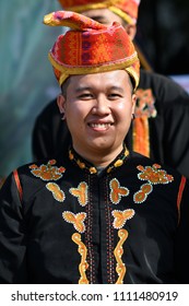 Penampangsabahmay 302018 Portrait Sabah Local Tribe Stock Photo ...