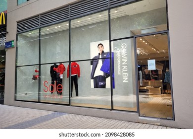 calvin klein gurney plaza