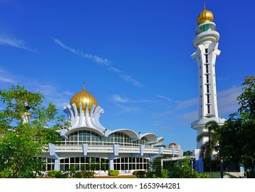 Penang Mosque Images Stock Photos Vectors Shutterstock