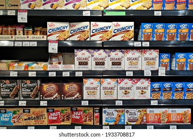 45,124 Bar shelves Images, Stock Photos & Vectors | Shutterstock