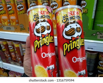 Hand Hold New Tube Pringles Potato Stock Photo 1632433471 | Shutterstock