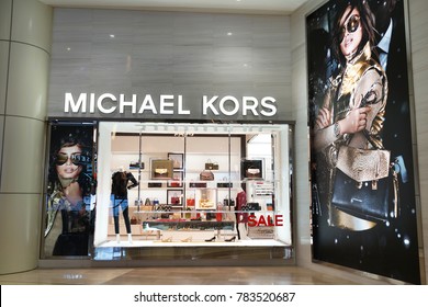 michael kors gurney plaza