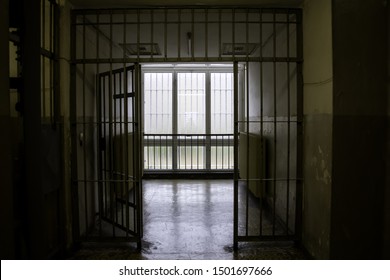 Gefängnisstrafe mit Zellen, Freiheitsentzug, Festnahmen