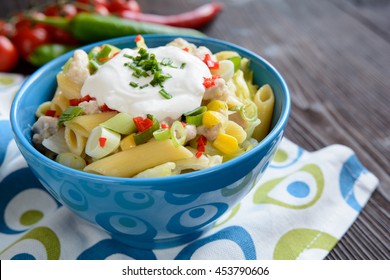  Penne Pasta Salad With Fried Chicken Meat, Lettuce, Red Pepper, Scallion And Sour Cream Dressing