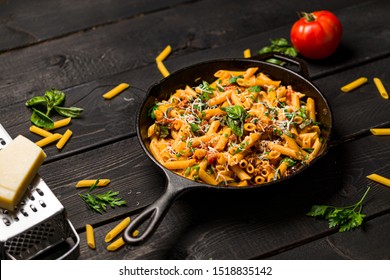 Penne Pasta In Skillet. This Quick & Delicious Pasta Meal Is Made With Penne Pasta, Fresh Tomato Sauce And Sausage. This Italian Inspired Comfort Food Is Cooked And Served In A Cast Iron Skillet.