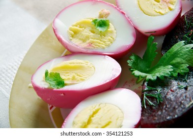Pennsylvania Dutch Pickled Beets and Eggs.hard boiled eggs that are cured in a brine of beets. Cuisine of the Midwestern United States.