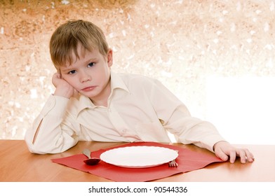 3,409 Kid empty plate Images, Stock Photos & Vectors | Shutterstock