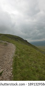 Pen-y-ghent, Yorkshire, Hill, Mountain, Peak, Dales, United Kingdom, UK, England, National Park