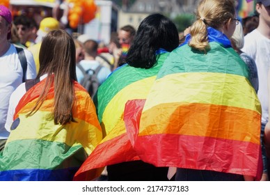 People Celebrating „Cologne Pride“ On The City Street.