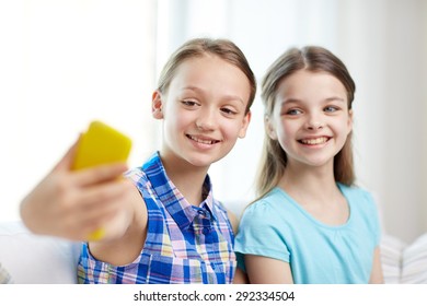 People Children Technology Friends Friendship Concept Stock Photo ...