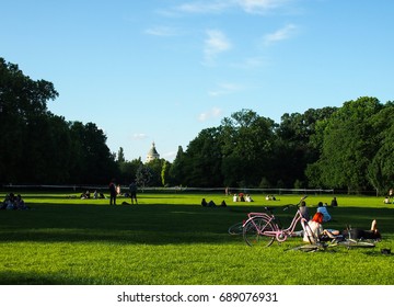 71,066 Chilling park Images, Stock Photos & Vectors | Shutterstock