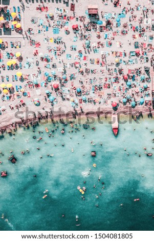 Similar – Luftballonaufnahme von Menschen, die Spaß und Entspannung am Costinesti-Strand in Rumänien am Schwarzen Meer haben.