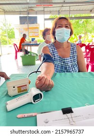 People Health Check Blood Pressure And Hearth Rate With Digital Pressure Gauge Standard Blood Pressure Test Results. Health And Medical Concept , 19 May 2022 , Buriram Province.