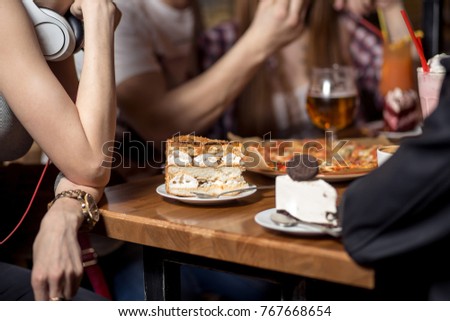 People Meeting Friendship Togetherness Coffee Shop Concept