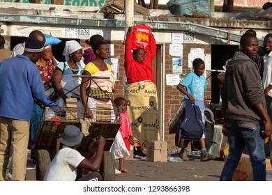 People On African Market Bulawayo Zimbabwe Stock Photo 1293866398 ...