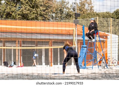 People Play Beach Volleyball In Moscow. Outdoor Games In Nature. Gorky Park, Moscow, Russia, September 2022