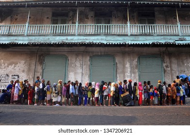 People Queued To Get Zakat In The House Of Haji Layung, The Old City Region, Semarang City, (Friday 11 July 2015).
