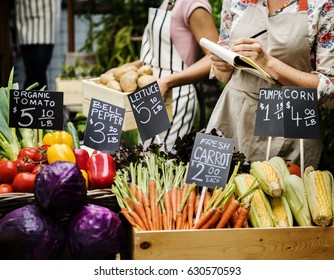 People Is Shopping At Organic Groceries Shop