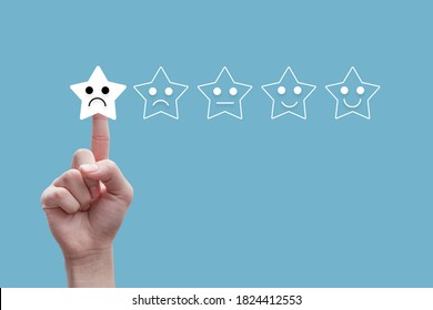 people using hand click one star rating,concept negative reviews in customer and relations service 