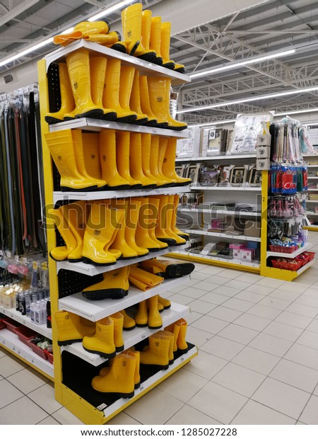 safety boots tesco