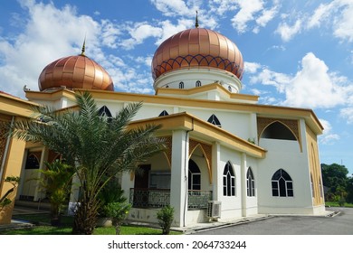 Perak, Malaysia- October 27, 2021; Hidayatul Ummah Mosque, Located At Kuala Kangsar, Perak