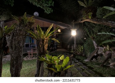 Perak, Malaysia. September 30,2022: Night Scene Along The Lamppost Pathway Street To The Local Cafeteria At Adeline Villa And Rest House, Gopeng.
