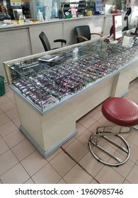 Perak,Malaysia. April 23, 2021: The Viewing Mirrors Stand Found On The Customer Sitting Front Glass Table At The NamYoung Optical Checkup Shop,Kampong Koh.