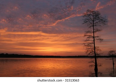 Percy Priest Lake Sunrise , Nashville Tennessee