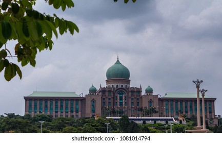 Perdana Putra Office Complex Prime Minister Stock Photo 1081014794 ...