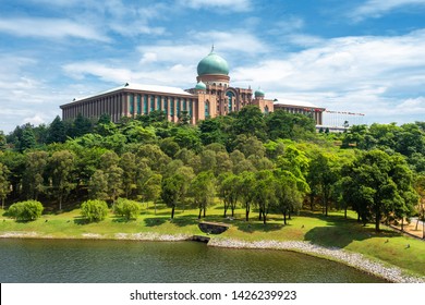 The Perdana Putra , Putrajaya , Malaysia