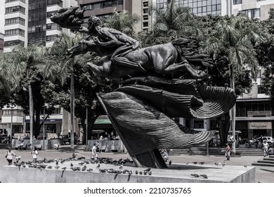 Pereira, Risaralda, Colombia. February 3, 2022: Bolívar Nude Sculpture In Bolívar Park.