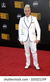 Perez Hilton At The 2009 American Music Awards Arrivals, Nokia Theater, Los Angeles, CA. 11-22-09