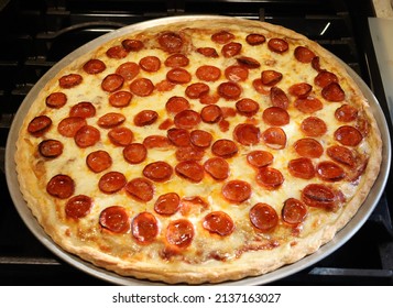 272 Extra cheese pepperoni Images, Stock Photos & Vectors | Shutterstock