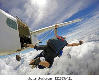 Perfect sky to make skydiving tandem