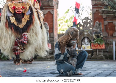 Performance Barong Dance